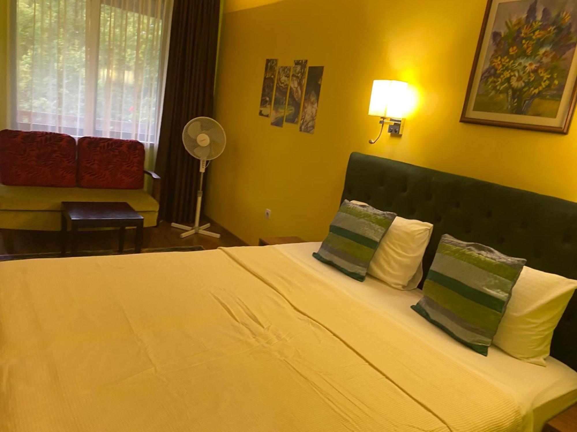 Park Hotel Fairy Čiflik Exteriér fotografie